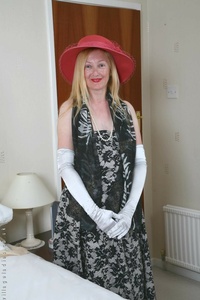 Permanent Link to A bed Marie and Dilys – enjoy