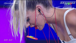 Noelia.Marzol.Minuto.Para.Ganar.Vestido.Blanco.Boquita.1080P-Colitaz.34.jpeg