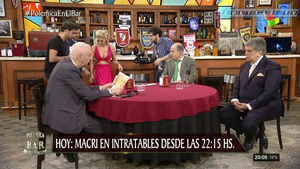 Virginia.Gallardo.Terribles.Pechos.Piernas.y.Descuidos.Polemica.1080P-Colitaztv.10.jpeg