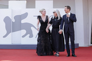 Kirsten+Dunst+Power+Dog+Red+Carpet+78th+Venice+t73vHX3VsQwx.jpg