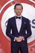 Tom+Hiddleston+74th+Annual+Tony+Awards+Arrivals+S7mfZEGjWbxx.jpg