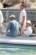 katy-perry-orlando-bloom-boat-ride-friends-in-south-of-france-50.jpg