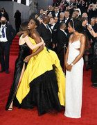 Naomie+Harris+No+Time+Die+World+Premiere+Red+uT0hdl3QpTGx.jpg