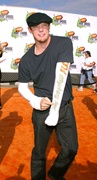 Matthew Lillard - 16th Annual Kids' Choice Awards at Barker Hanger in Santa Monica - April 12, 2003