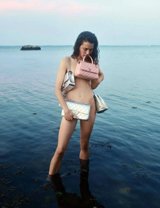 Margaret Qualley nude (7).jpeg