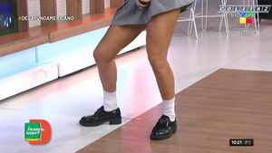 Natalie.Weber.Meneando.Pollera.Cortita.DA.1080P-Colitaz.02.jpeg