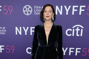 Maggie+Gyllenhaal+59th+New+York+Film+Festival+gKrEA8xL7Tcx.jpg