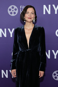 Maggie+Gyllenhaal+59th+New+York+Film+Festival+Yxf6AipTslOx.jpg