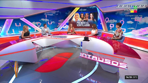 Josefina.Pouso.Camisa.Abierta.Corpiño.Negro.Intrusos.04-02-2025.1080P-Colitaz.39.jpeg