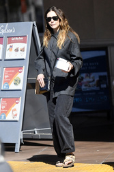 Elizabeth Olsen - Out shopping at Gelson's for groceries in Los Angeles CA 02/22/2024