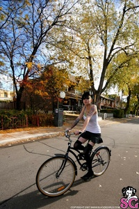 Permanent Link to 2007 02 12 – Rhiannon – Homebody