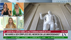 Debora.Plager.Saco.Verde.Marcando.Pechos.LN.1080P-Colitaz.12.png