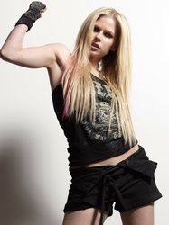 Avril Lavigne - Page 4 ME793YR_t