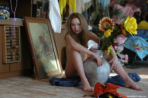 [Image: ME12DY46_t.jpg]