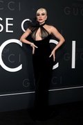 Lady+Gaga+House+Gucci+New+York+Premiere+jD3osBlHZ4ux.jpg