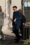 orlando-bloom-jkl-arrival-carnival-row-ending-26.jpg