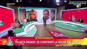 Corita.de.Barbieri.Camisa.Abierta.Rosa.A.La.Tarde.1080P-Colitaz.03.jpeg
