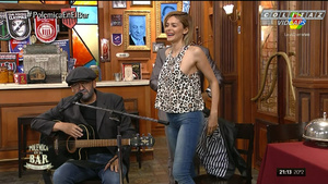 Virginia.Gallardo.Vanina.Escudero.Polemica.En.El.Bar.Mix.1080P-Colitaz.28.jpeg