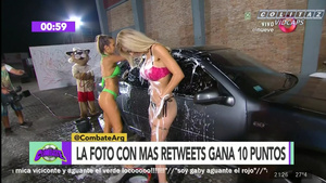 Soso.Mirabelli.y.Rubia.Lavando.Auto.Combate.1080P-Colitaz.46.jpeg