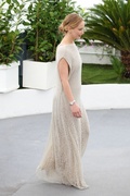 jennifer-lawrence-at-bread-and-roses-photocall-at-2023-cannes-film-festival-05-21-2023-11.jpg