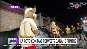 Soso.Mirabelli.y.Rubia.Lavando.Auto.Combate.1080P-Colitaz.77.jpeg