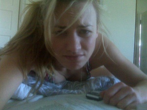 Yvonne Strahovski (4).jpeg