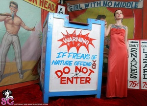 Permanent Link to 2007 08 13 – Nicolelee – Sideshow Madame