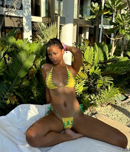 Pam Hughes - @pamalaaam (2).jpg