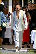 orlando-bloom-gran-turismo-photocall-at-cannes-06.jpg
