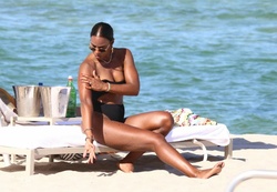 Kelly Rowland - In Bikini at a Beach in Miami 09/01/2022