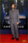 jake-gyllenhaal-ambulance-la-premiere-26.jpg
