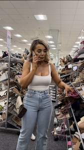 [Bild: MERY7ZS_t.jpeg]