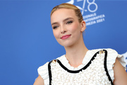 Jodie+Comer+Last+Duel+Photocall+78th+Venice+O1GW0dD-rRPx.jpg