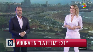 Carolina.Losada.Pantalon.Ajustado.Camisa.Abierta.AN.1080P-Colitaz.12.jpeg