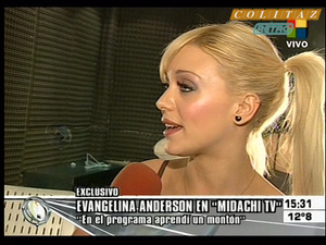 Evangelina.Anderson.Nota.Intrusos.Previa.Vueltita.SD.HQ.60FPS.No.Audio-Colitaz.12.jpeg