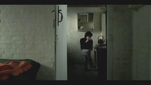 A.V.E.S.S01E02.WEB.h264-RBB.mp4_000488200.png