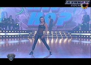 Pampita.Bailando.2008.Mini.Compilado.SD.60FPS.Colitaz.15.jpeg