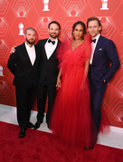 Tom+Hiddleston+74th+Annual+Tony+Awards+Arrivals+IZE-TOFBkZzx.jpg