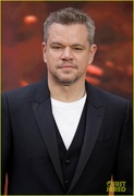 oppenheimer-cast-london-premiere-strike-24.jpg