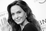 Angelina+Jolie+Eternals+Photocall+16th+Rome+Rz9-HBu4ENLx.jpg