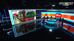 Carolina.Losada.Pantalon.Ajustado.Mostaza.TCAM.1080P-Colitaz.40.jpeg