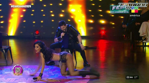 Silvina.Escudero.Cantando.2024.Rock.1080P-Colitaz.81.jpeg