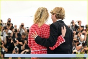 kristen-stewart-cannes-photo-call-24.jpg