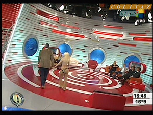 Evangelina.Anderson.Pantalon.Ajustado.Beige.Vueltita.Intrusos..No.Audio.SD.HQ.60FPS-Colitaz.128.jpeg
