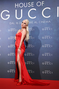 Lady+Gaga+House+Gucci+Italian+Premiere+Photocall+eYOe3kYl-jJx.jpg