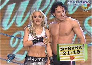 Evangelina.Aderson.Bailando.2008.Pollerita.Remera.Mojada.SD.60FPS-Colitaz.105.jpeg