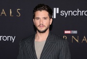 Kit+Harington+Los+Angeles+Premiere+Marvel+g_AEDw-E2jXx.jpg