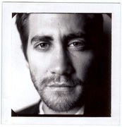Джейк Джилленхол (Jake Gyllenhaal) Carlo Allegri Photoshoot 2005 (11xHQ) MESKPT_t