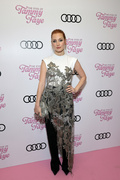 Jessica+Chastain+Eyes+Tammy+Faye+TIFF+World+3KLRu3fZcXax.jpg