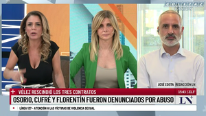Debora.Plager.Saco.Verde.Marcando.Pechos.LN.1080P-Colitaz.26.png